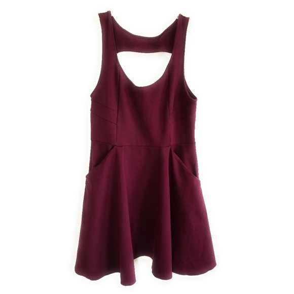 Kimchi Blue Urban Outfitters Camrin Fit & Flare Skater Dress in Burgundy Size L - Picture 6 of 9